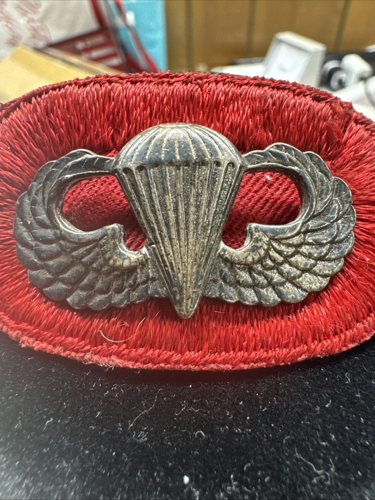 ORIGINAL POST WWII US AIRBORNE PARATROOPER JUMP WINGS