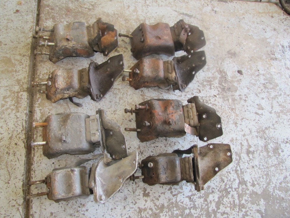 Jeep Cj Engine brackets/mount 4.2/258 engine 76-86 oem 15 available
