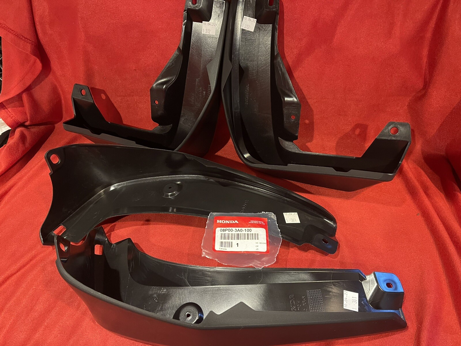 2023-2025 NEW GENUINE HONDA CR-V CRV SPLASH MUD GUARDS 08P00-3A0-100 OEM