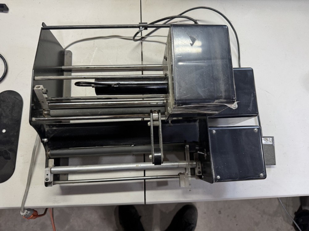 Bottle-Matic Dispensa-Matic Label Dispenser Applicator