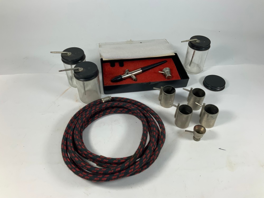 Vintage THAYER & CHANDLER Airbrush Complete