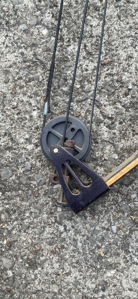 Vintage Proline Ben Pearson Large Compound Bow