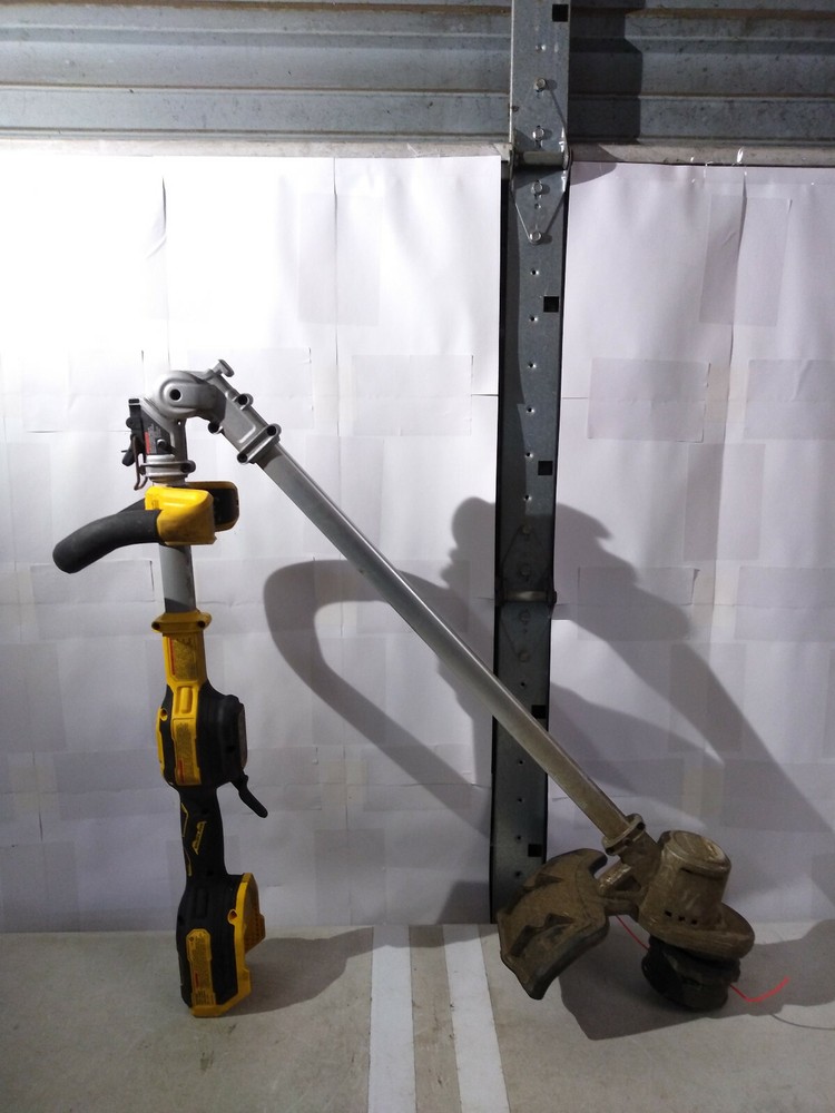 DeWALT DCST922 20V Cordless Brushless String Trimmer (Tool Only) #238