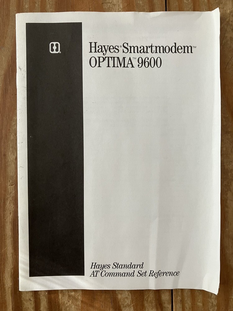 Hayes Smartmodem OPTIMA 9600 AT Command Set Reference - 98-00973 AA D22