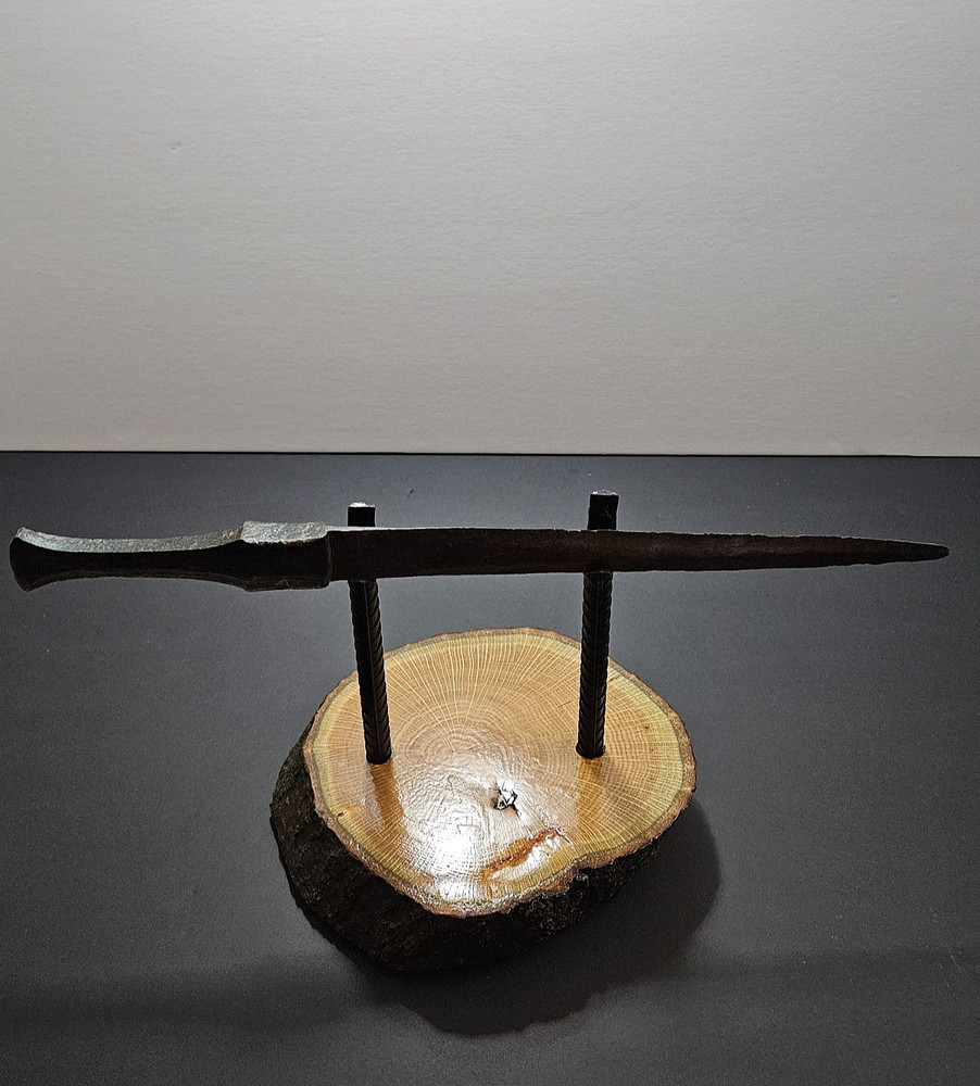 AUTHENTIC ANCIENT BRONZE SWORD/DAGGER (DIRK) 2000-1000BC. (16.25 IN-245 GR)