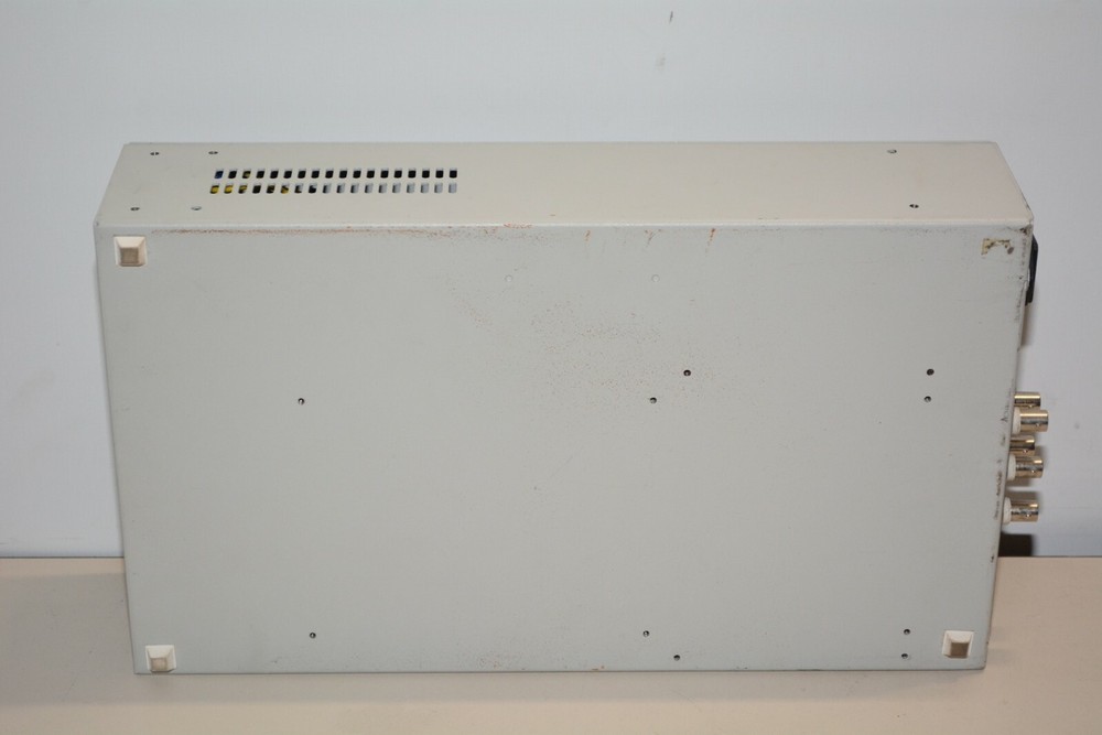 Nano Magnetics Instruments Ltd. uHall Probe Gaussmeter