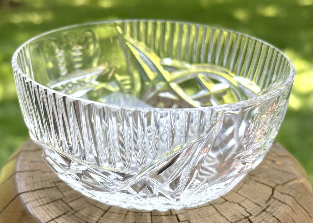 Connemara Celtic Crystal Demonstration Bowl. Handmade. 4” Diameter. Pristine.