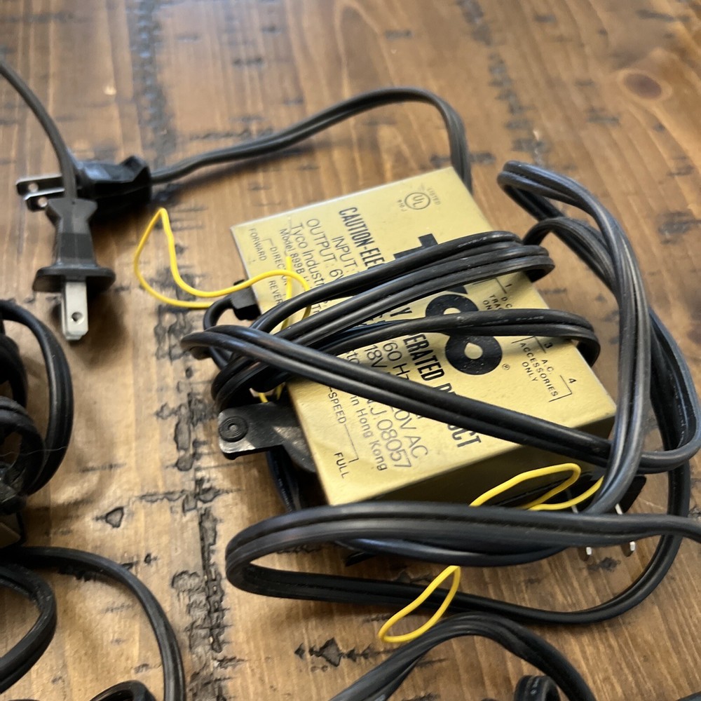 4 Tyco Train Transformers Untested