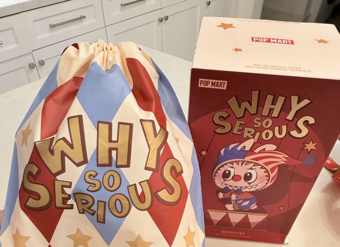 Pop Mart, Why So Serious Series Vinyl Plush Pendant (JUGGLING CLOWN)