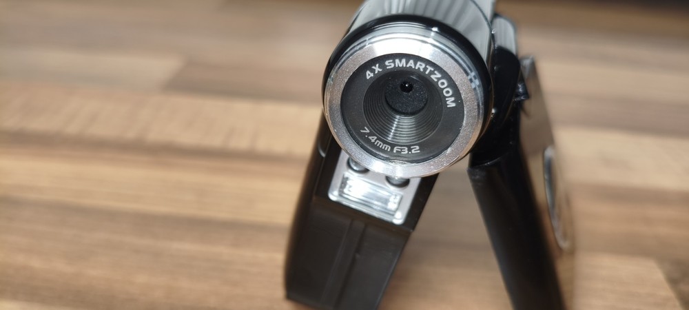 Aiptek DZO-V5OS 5.0MP Compact Digital Video Camera Camcoroder Black Tested