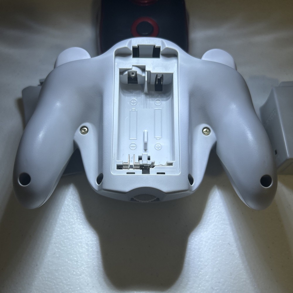 Nintendo WaveBird Wireless Controller Gray with Receiver for GameCube