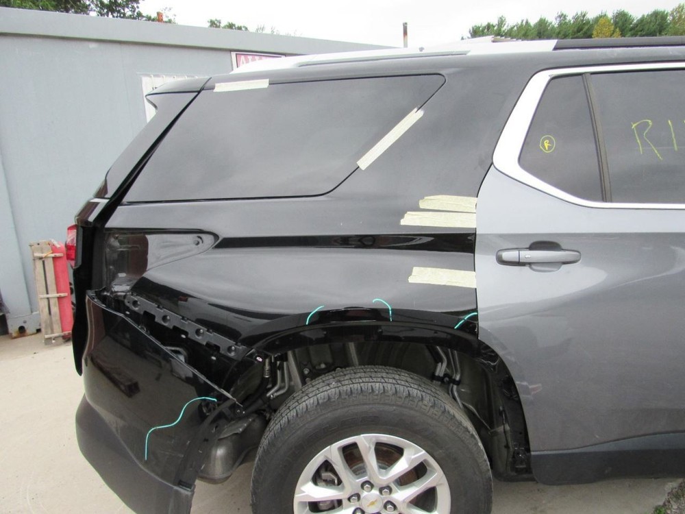 TRAVERSE 2018 Glove Box 1072814