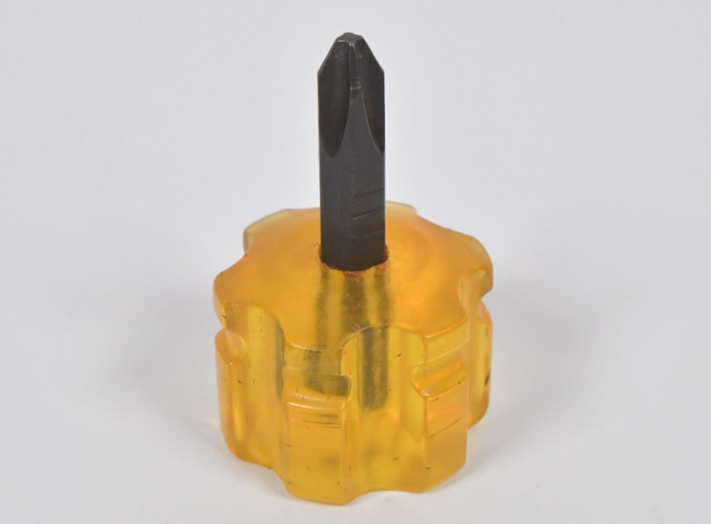 Snap-On Tools Mini Super Stubby Ultra Short Tiny No 2 Phillips Screwdriver