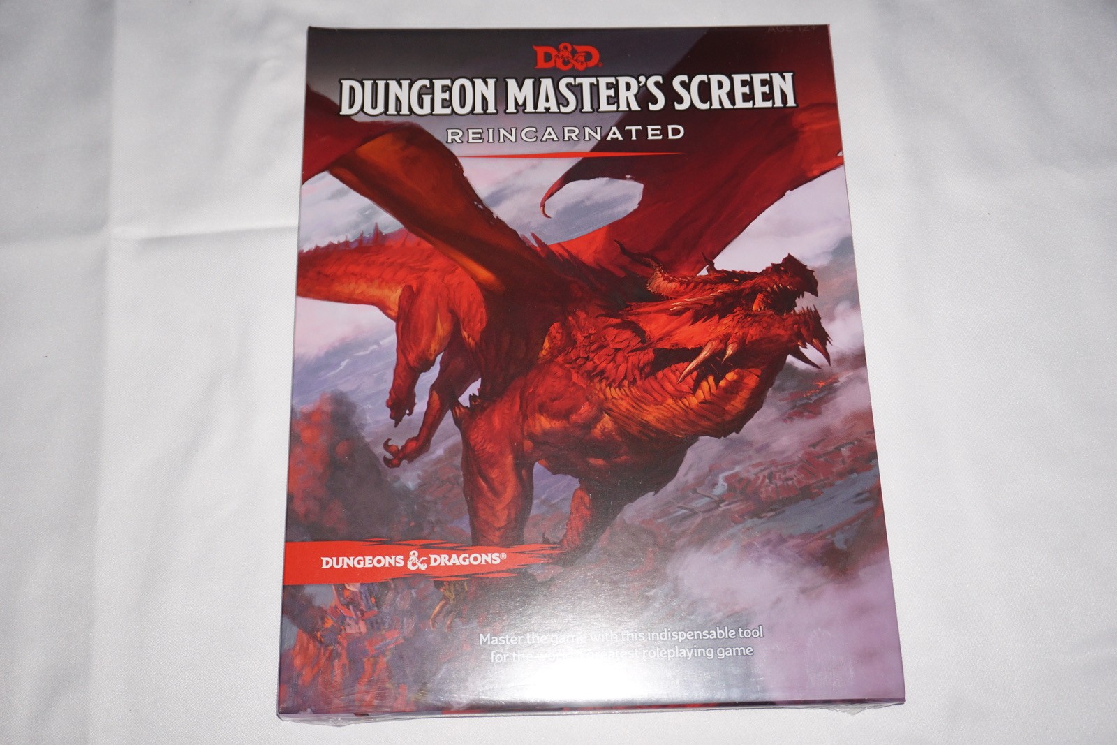 Dungeon Master's Screen Reincarnated Dungeons & Dragons D&D NEW