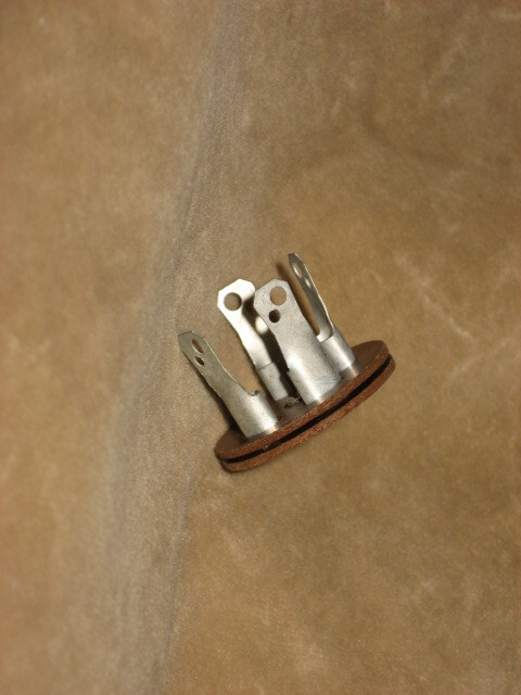 Speaker Socket, 4 pin, new