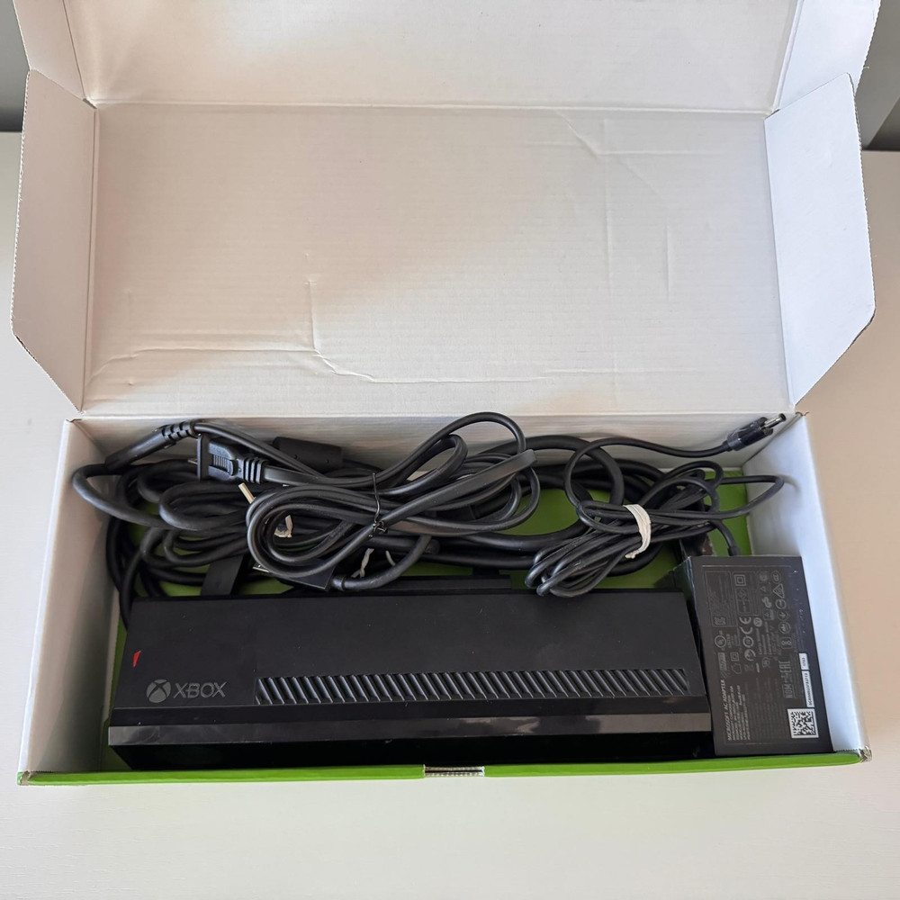 Xbox Kinect Sensor Used Excellent Condition Original Box Xbox Motion Camera