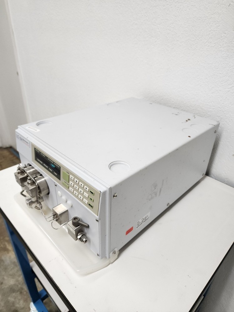 Shimadzu LC-8A Preparative Liquid Chromatography Pump Powers On
