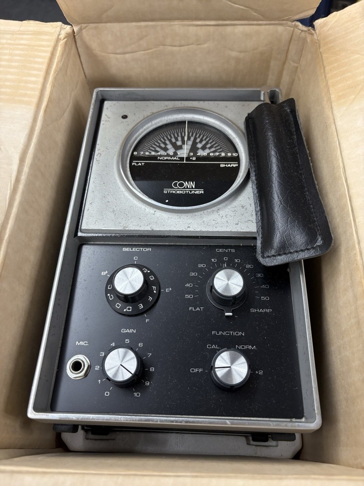 Conn Strobotuner ST11 With Microphone & Original Box Tested