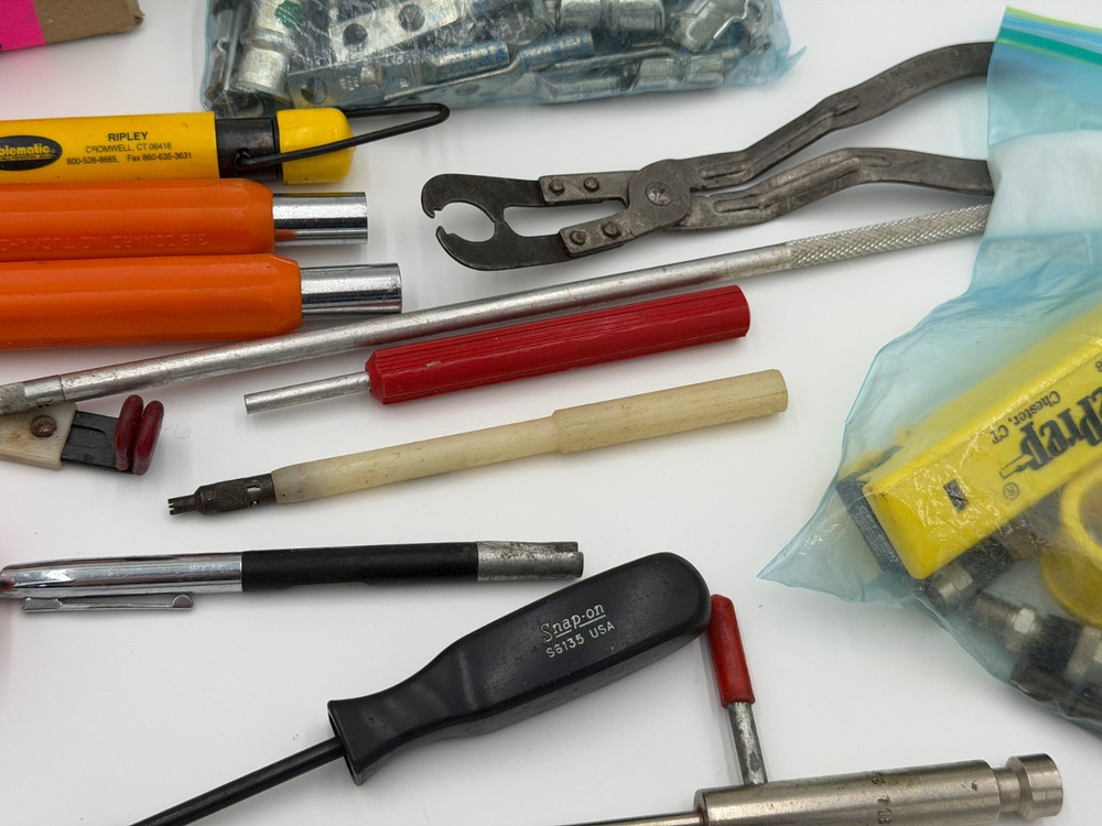 CABLE PREP TOOLS AND SUPPORTING TOOLS EQUIPMENT CAT FIVE CRIMP LUG GROUNDING BAR