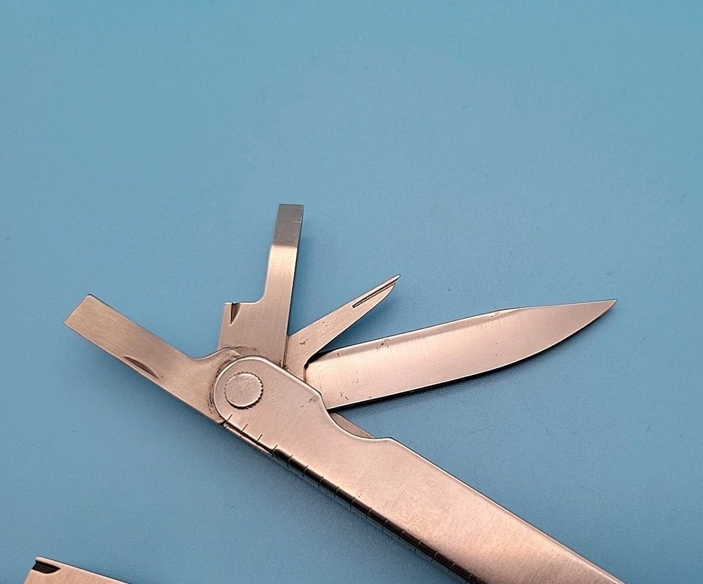 Leatherman PST Multi-Tool - Pliers, Knife, File, Screwdrivers - No Date Code