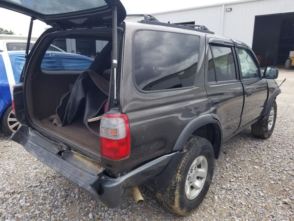 98 1998 TOYOTA 4RUNNER SR5 DASH MOUNTED CLOCK