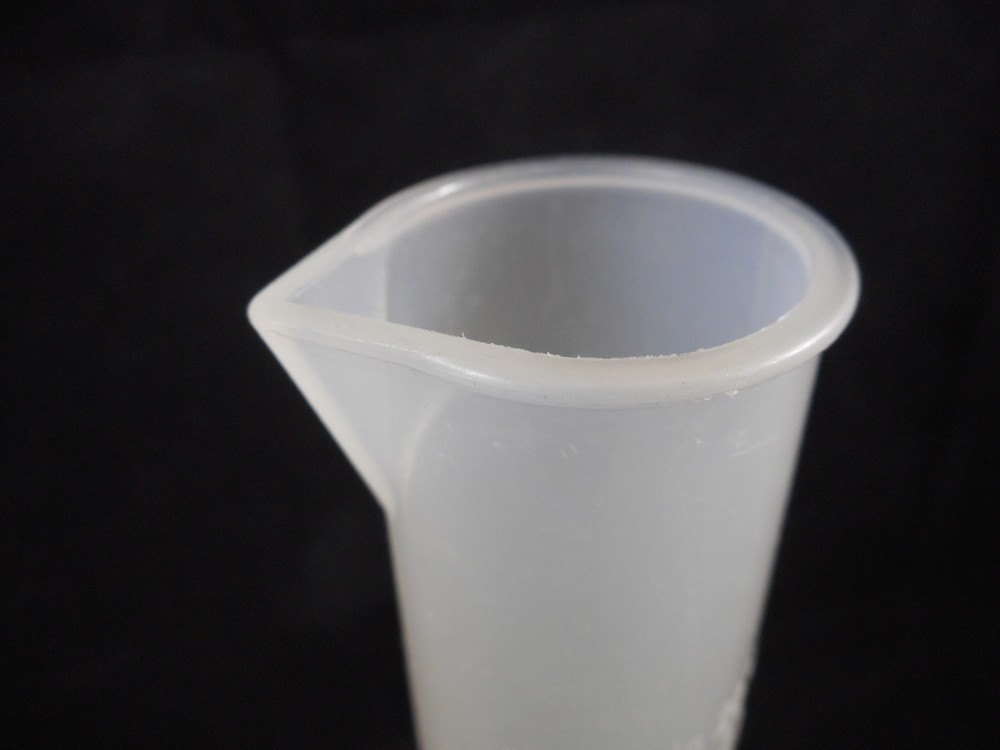 Laboratory Plastic PP Polypropylene 100mL Single Scale Graduated Cylinder