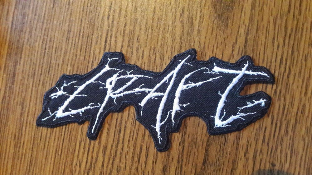 CRAFT,IRON ON WHITE EMBROIDERED PATCH