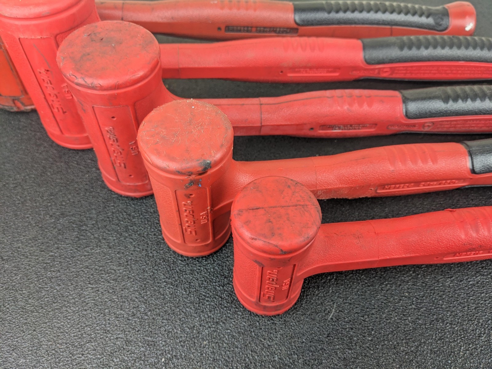 #bn105 Snap-on Tools 5Pc Master HBFE Red Soft Grip Dead Blow Hammer Set