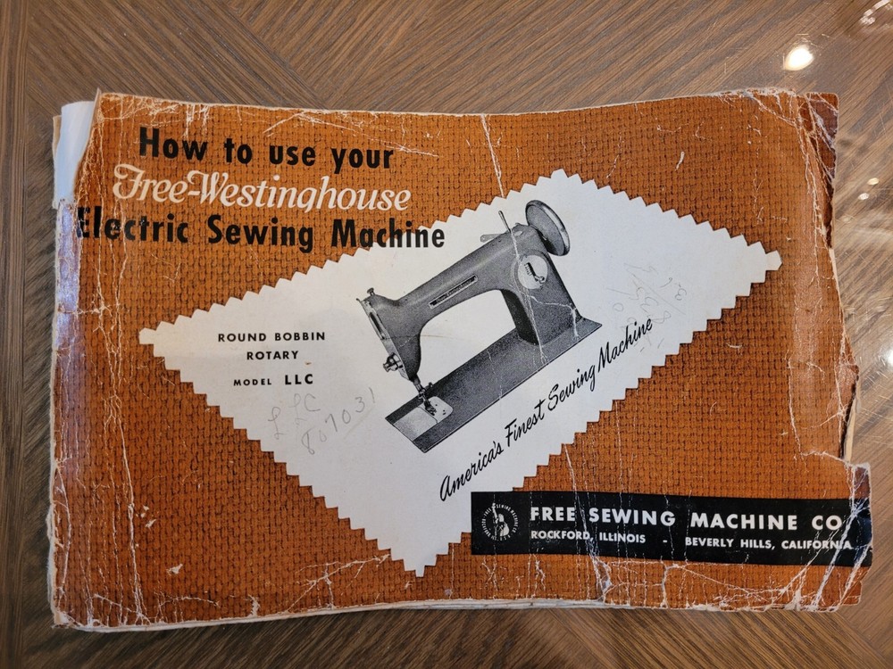 Free-Westinghouse Sewing Machine Round Bobbin Rotary LLC (Untested)