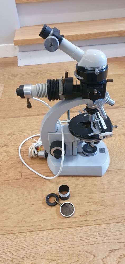 Carl Zeiss microscope 4653581