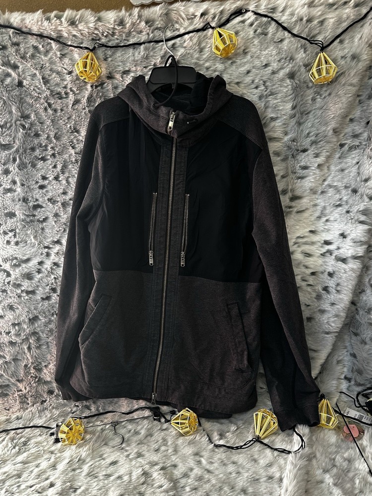 Lululemon dispatch jacket sz large