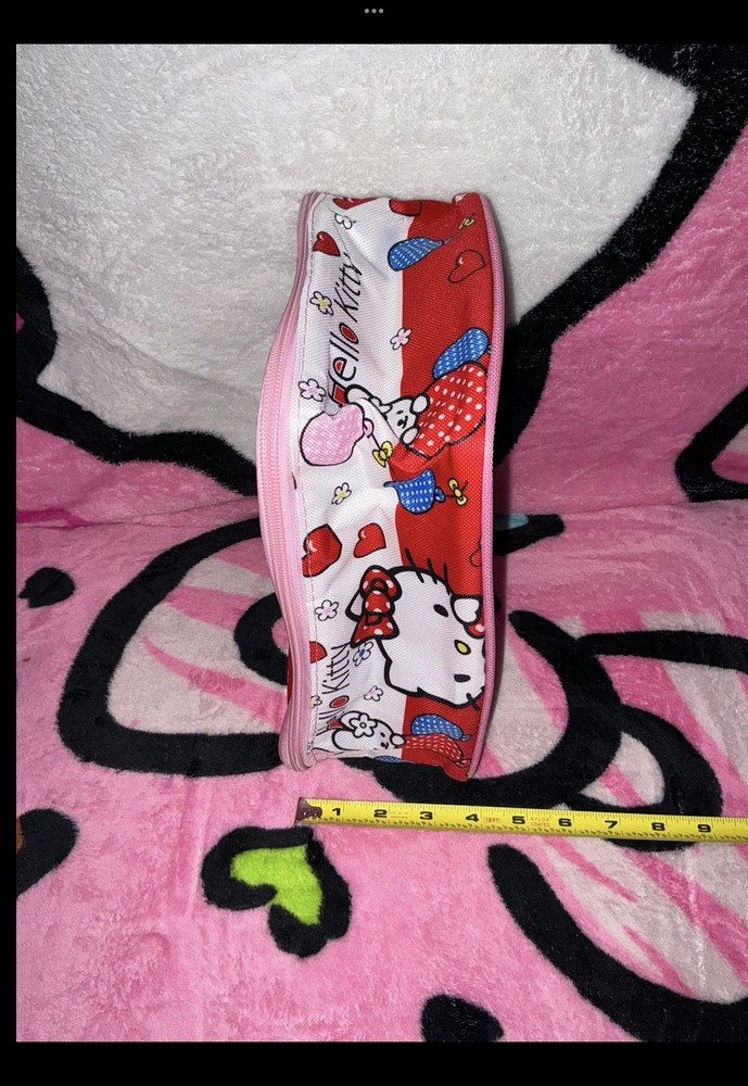 Hello Kitty Insulated Lunch Bag