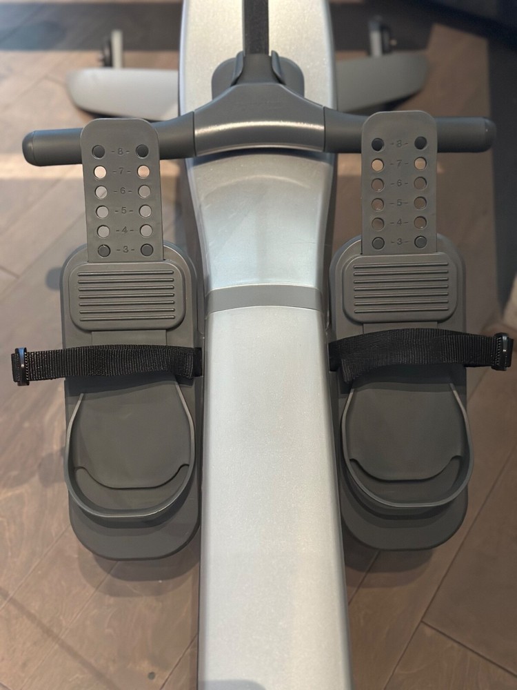 Hydrow Pro Rowing Machine - Excellent Condition & Low Meter usage