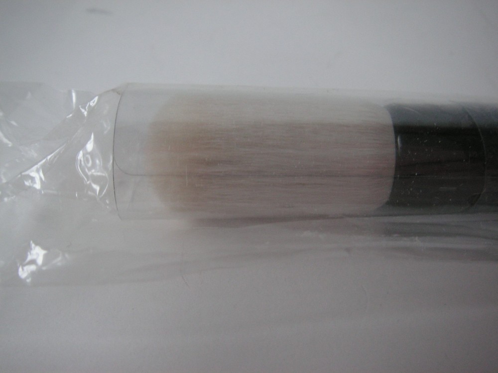 Bobbi Brown Face Blender Brush Full Size Sealed