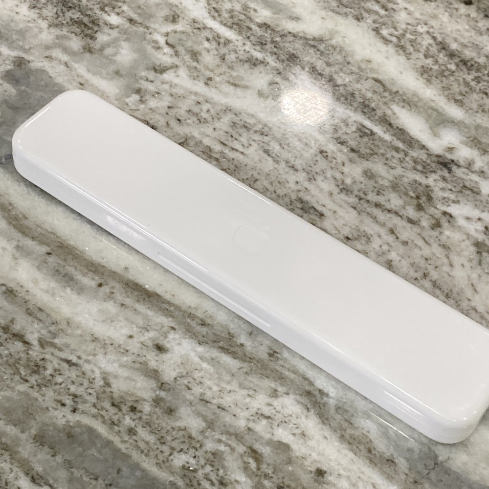 Apple Watch Sport HARD CASE - EMPTY BOX ONLY / White PLASTIC