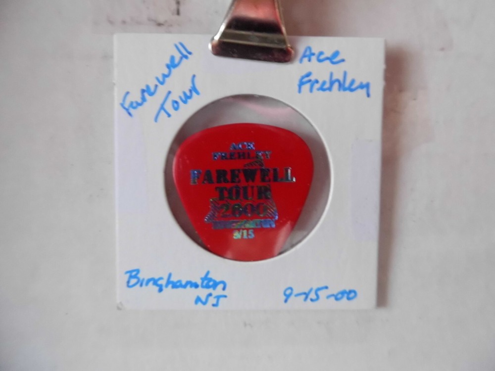 KISS "ACE FREHLEY" GUITAR PICK~BINGHANTON, NJ 9/15/00~READ DESCRIPTION (8/12)