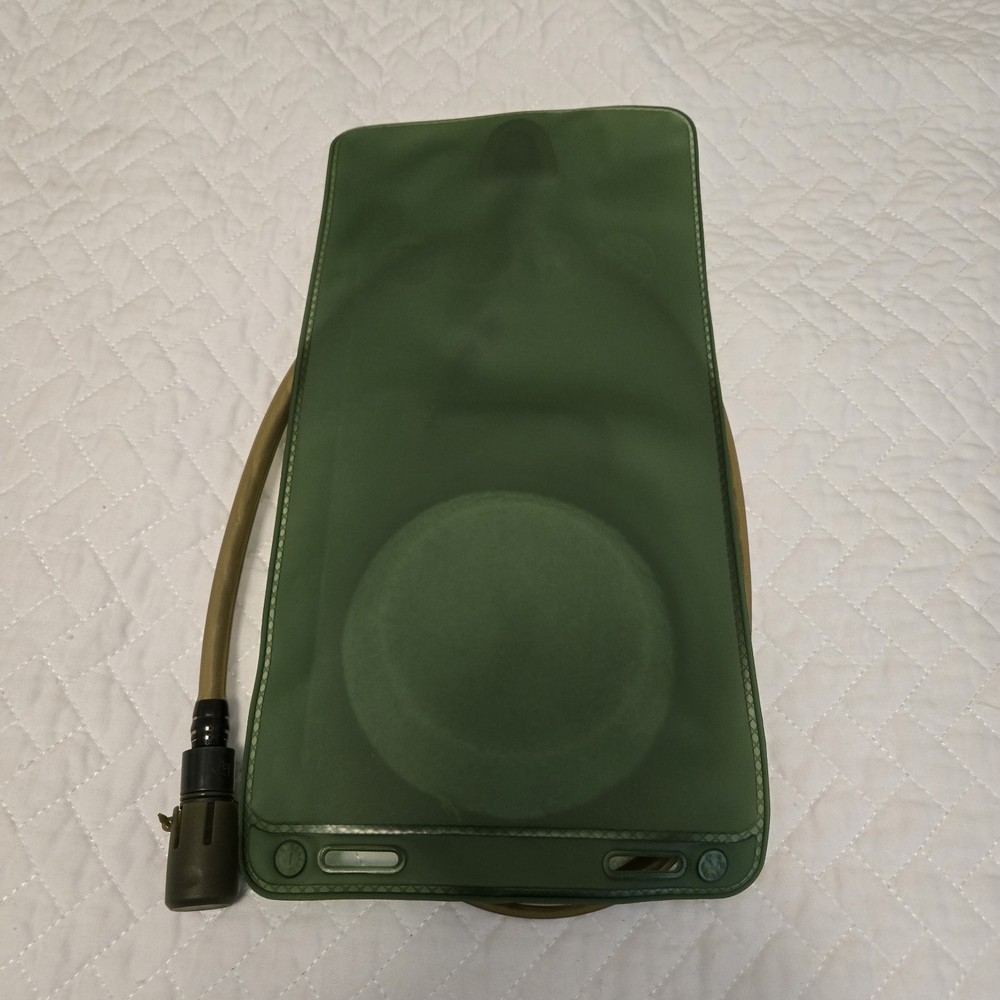 Hydration Bladder 2 L Water Pack Reservoir Camel Back Replacement Running Hiking
