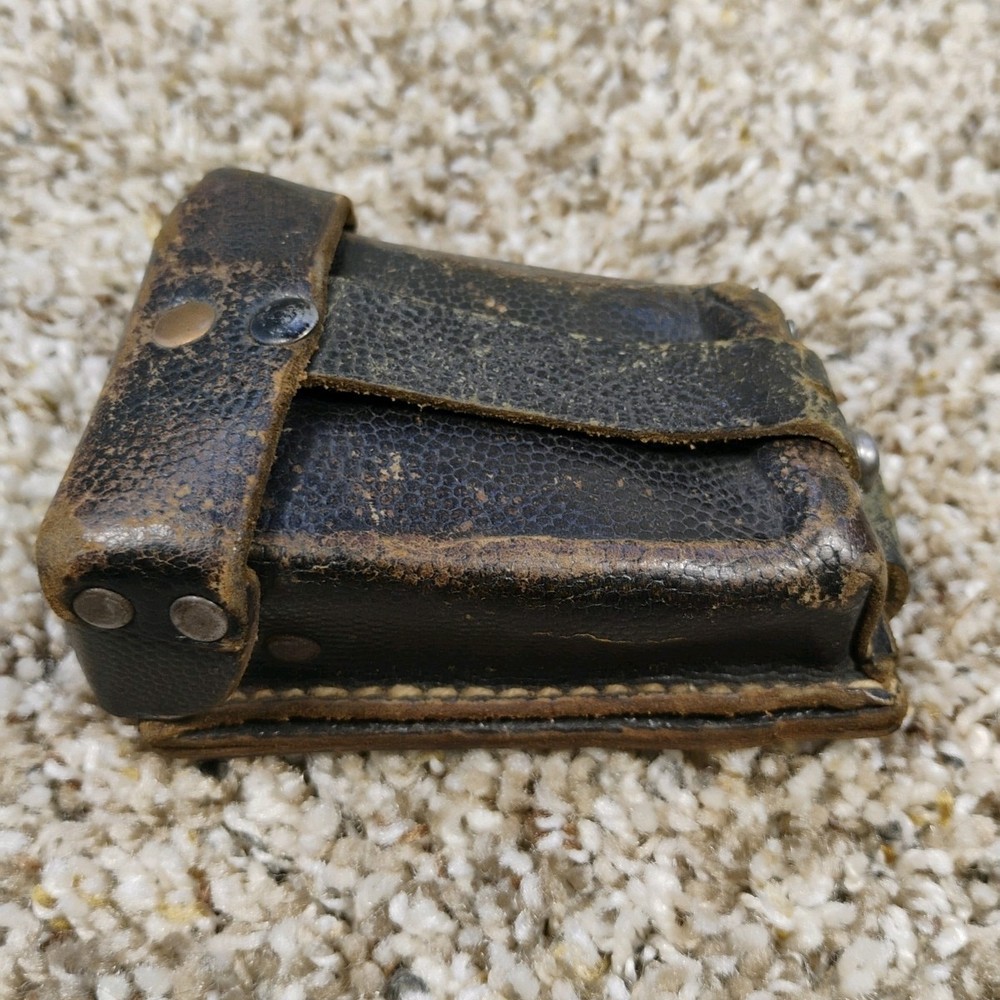 WW2 German K98 ? Single Leather Ammo Pouch With Belt Loop