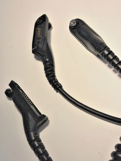 1 x Motorola XE RSM Remote Speaker Microphone | IP68 | New Cord / Fully TESTED