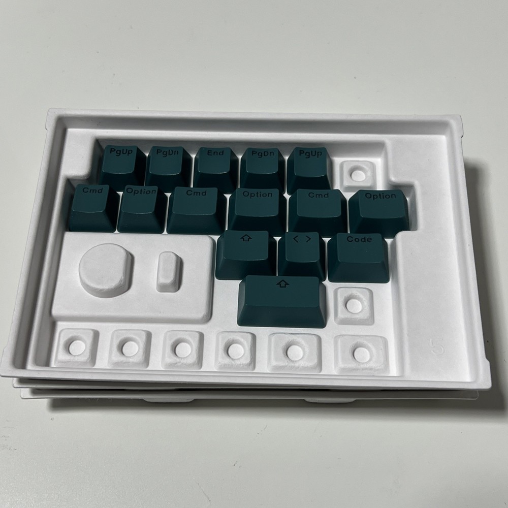 Glorious GPBT Basics Universal Keycap Set - Totem Green (READ)