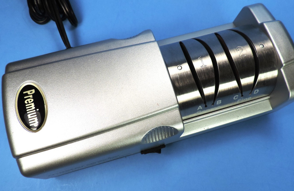 MASTER GRADE PREMIUM MULTI-STAGE KNIFE SHARPENER