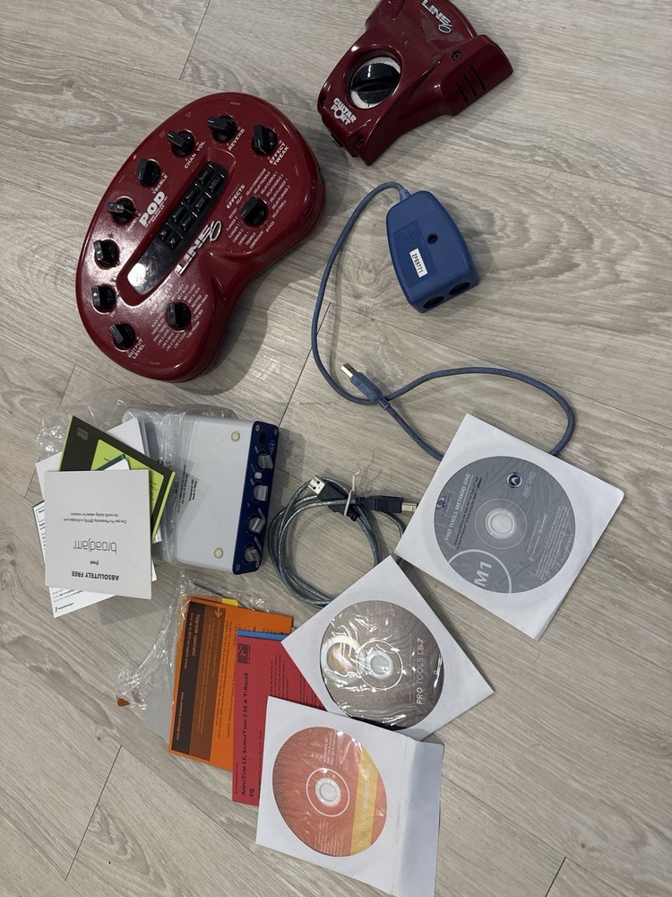 Line 6 POD Digital Multi-Effects Processor w/ Accessories & Software