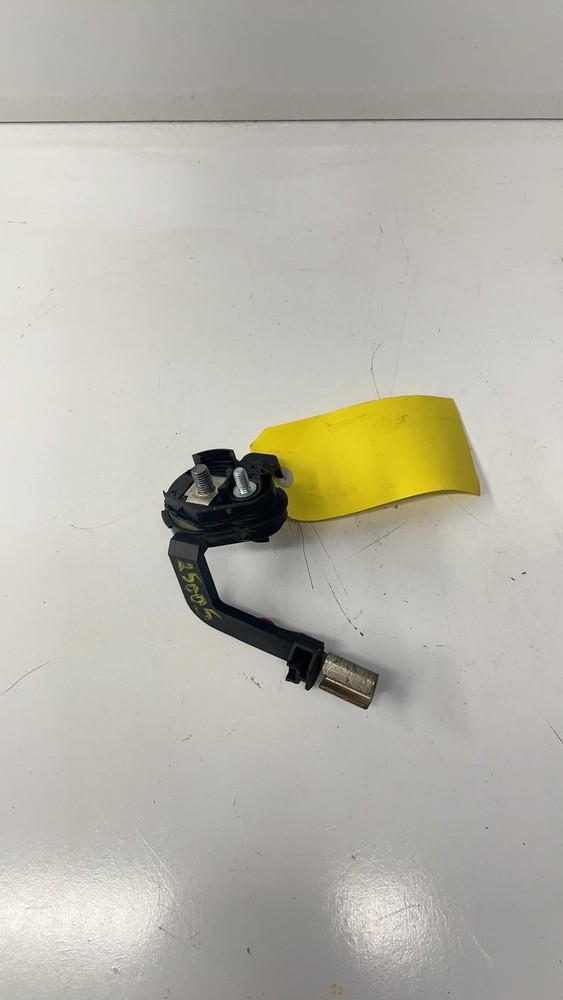 07-13 BMW 335i E90 E91 E92 E93 External Ignition Base Jump Terminal 9144884 OEM