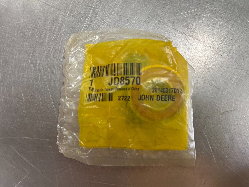 JD8570 OEM John Deere Bearing