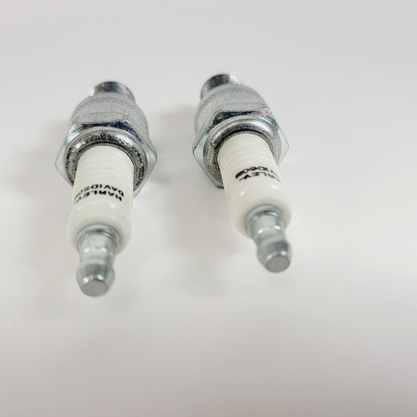 Harley Davidson OEM 78-99 Shovel Head & Evo Spark Plugs 5R6A 32342-04