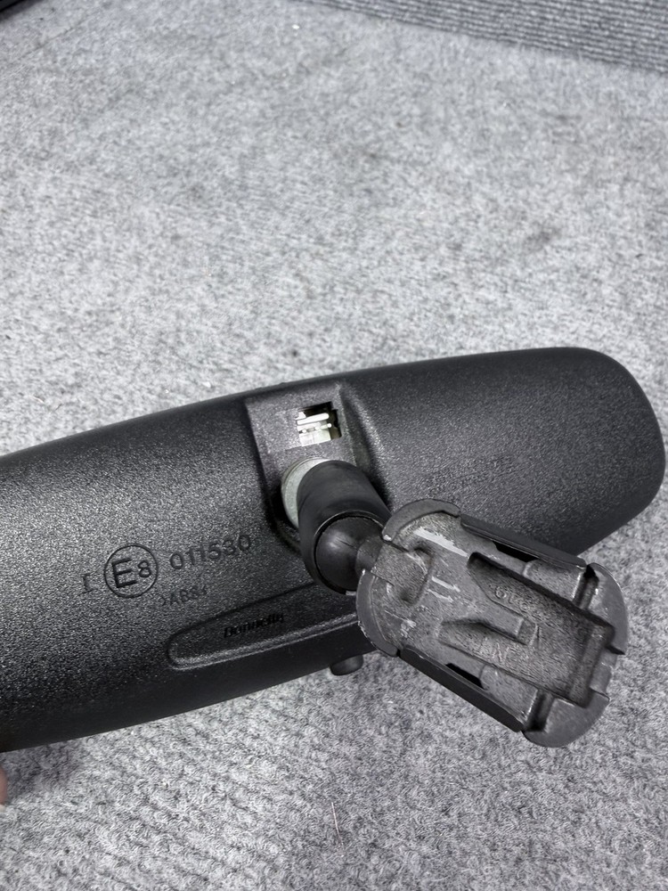2000-2004 Ford Excursion Inside Rear View Mirror OEM Original Auto Dim 3 pin