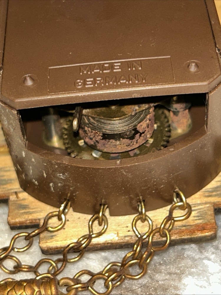 Black Forest pendulum clock vintage cuckoo clock Decoration No Key