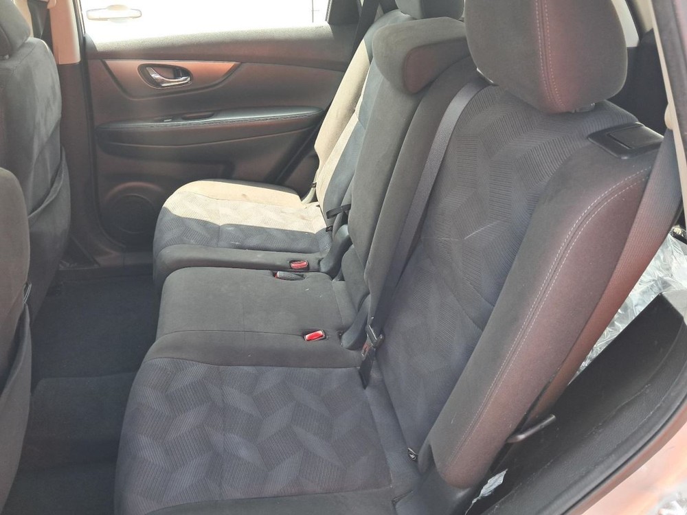 ROGUE 2015 Glove Box 4761233