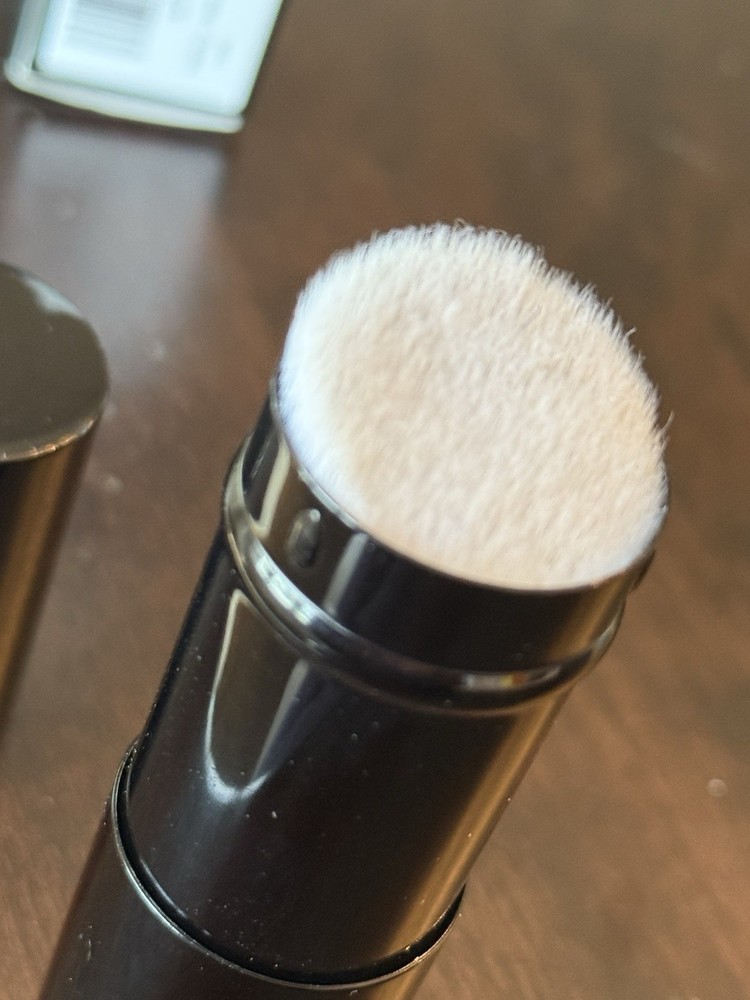 Larangel Retractable Kabuki Brush