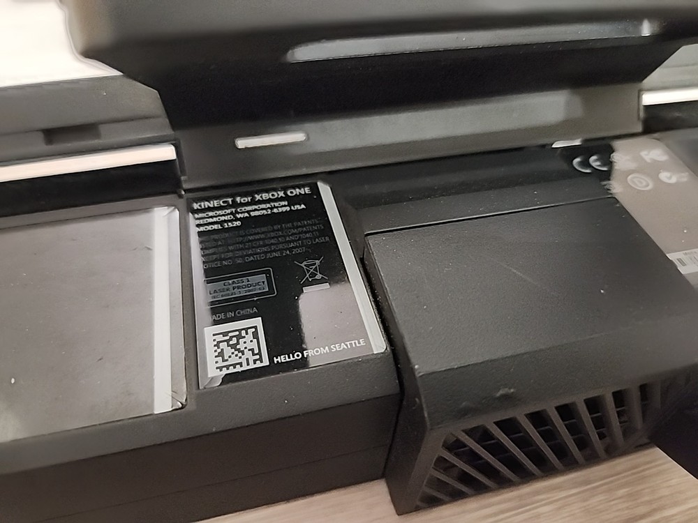 Microsoft Xbox One Kinect Sensor - Black Model 1520 *1 Sensor Only*